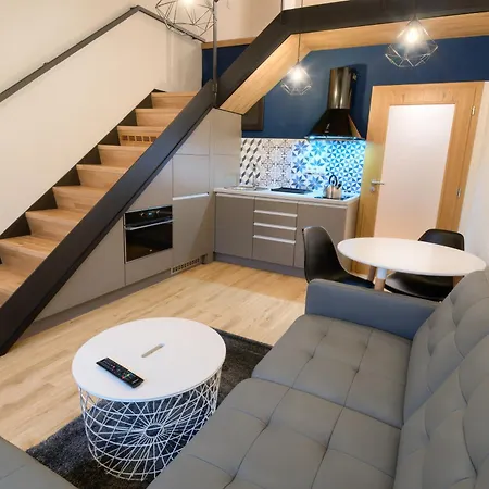 Apartment 2. Na Fare Mezonet Loucna nad Desnou
