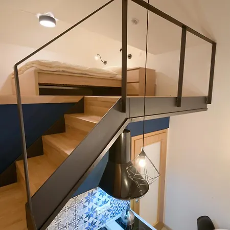 2. Na Fare Mezonet Apartment
